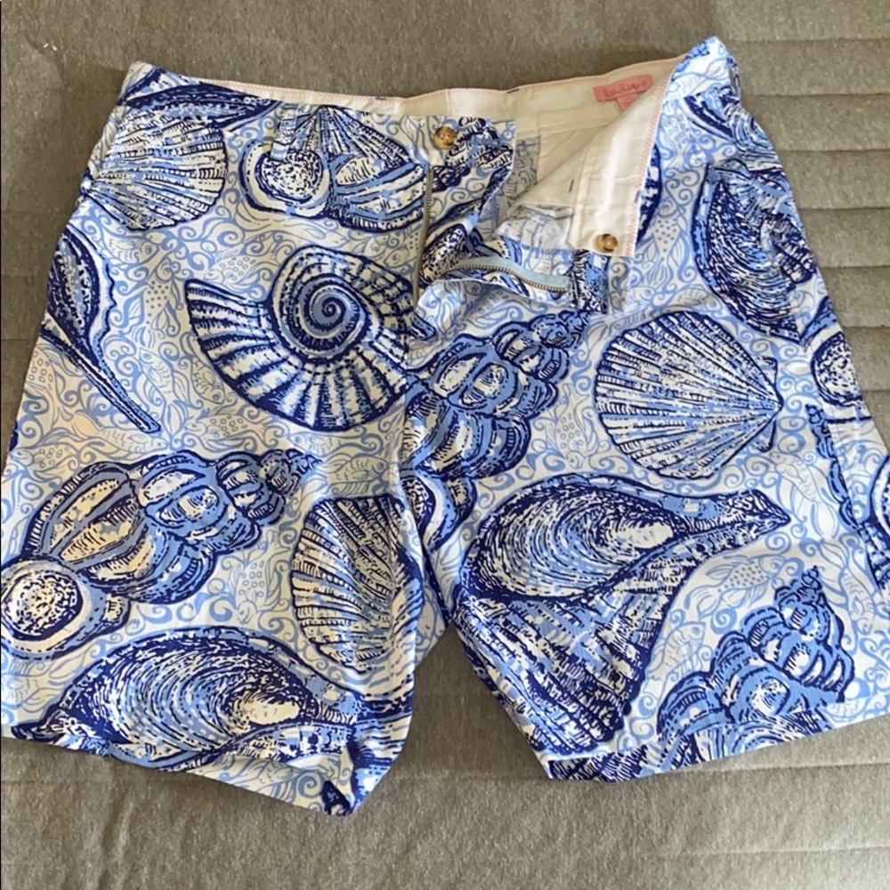 Men’s 36 waist lilly pulitzer shorts